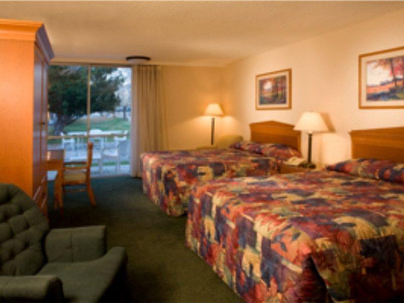 Ramada By Wyndham Albuquerque East Exterior foto
